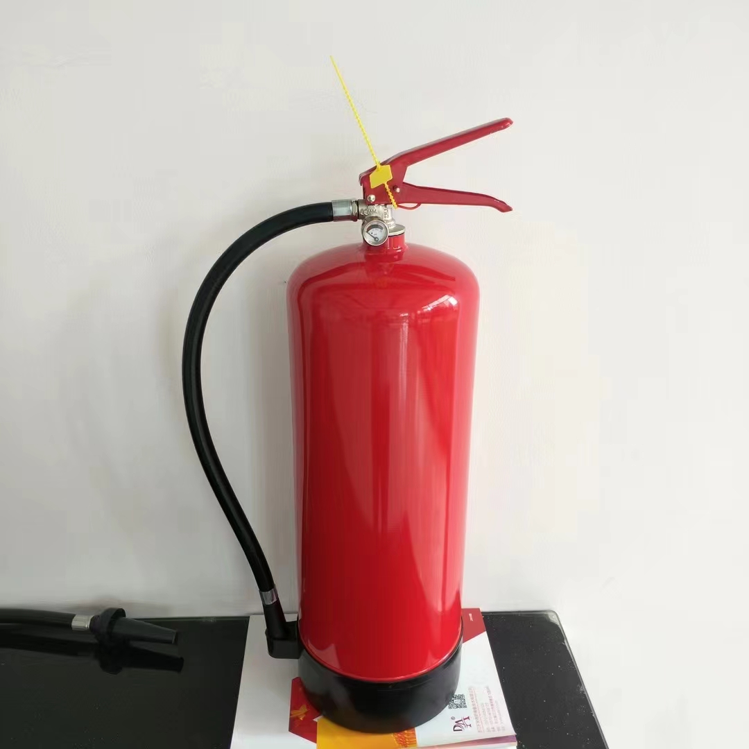 How Does a Dry Powder Fire Extinguisher Combat Different Types of Fires?